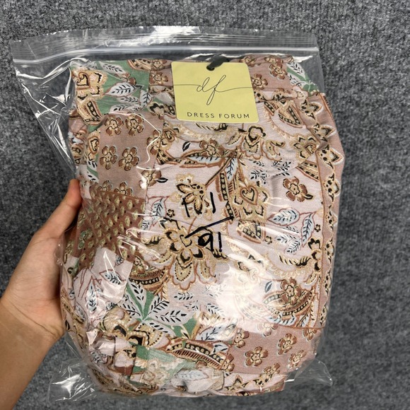 NEW Dress Forum Women's Maxi Dress Patchwork Floral‎ Long Sleeve Casual size M - Picture 10 of 10